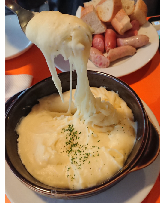 sketch-1525763346820