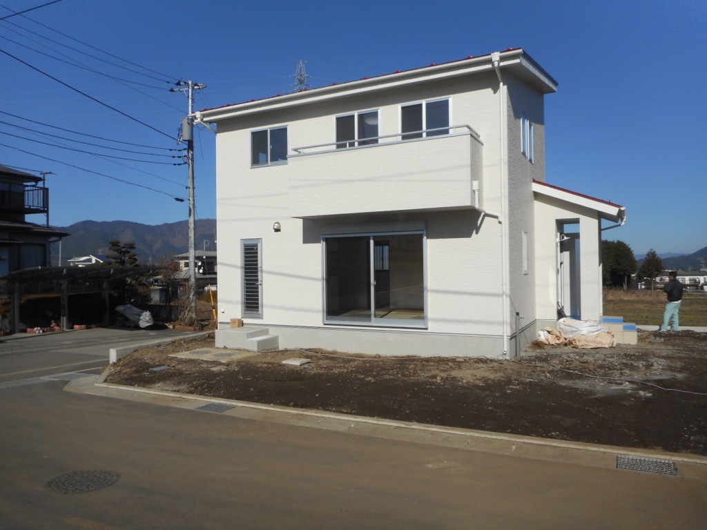【富士吉田市】白い外壁がさわやかな戸建て住宅K様邸