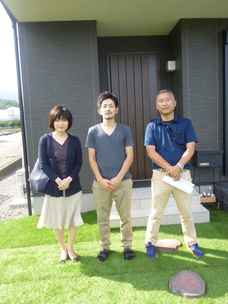 どこかへ出かけるよりも家で過ごしたい