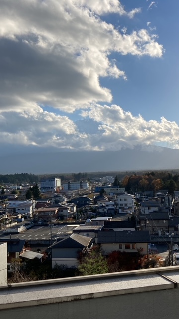 屋上からの富士山　☻