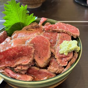 ローストビーフ丼