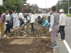 花植えボランティア活動