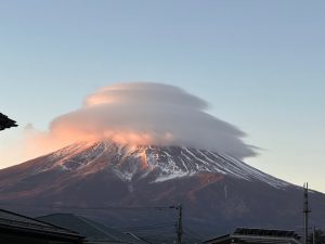 朝焼けの富士山 ♣