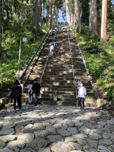 身延山久遠寺の石段