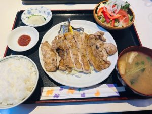 ボリューム満点定食 ♣