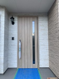 家の顔 その2 *