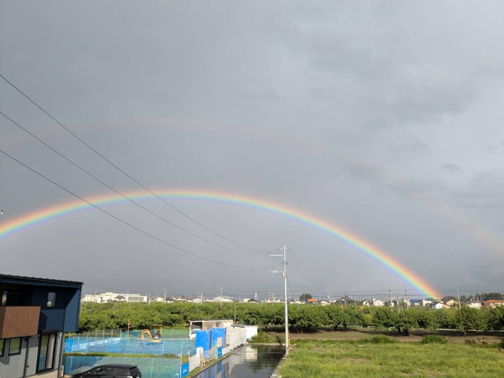 おぉ～きな虹。。