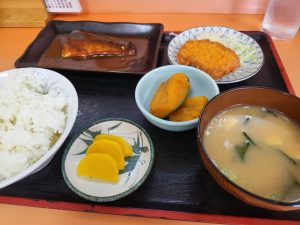 韮崎での昼