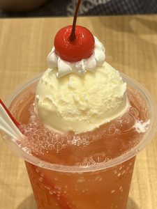 クリームソーダ
