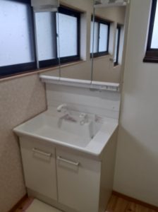 洗面化粧台交換工事