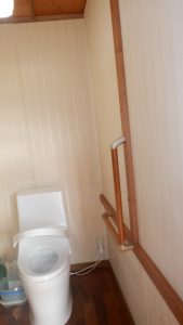 トイレ手摺