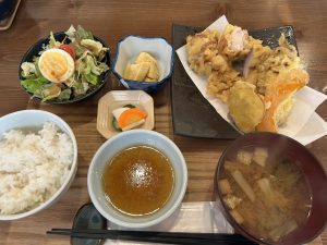 お腹いっぱいのランチ