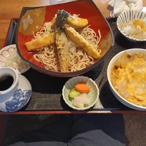お蕎麦屋さんのランチ